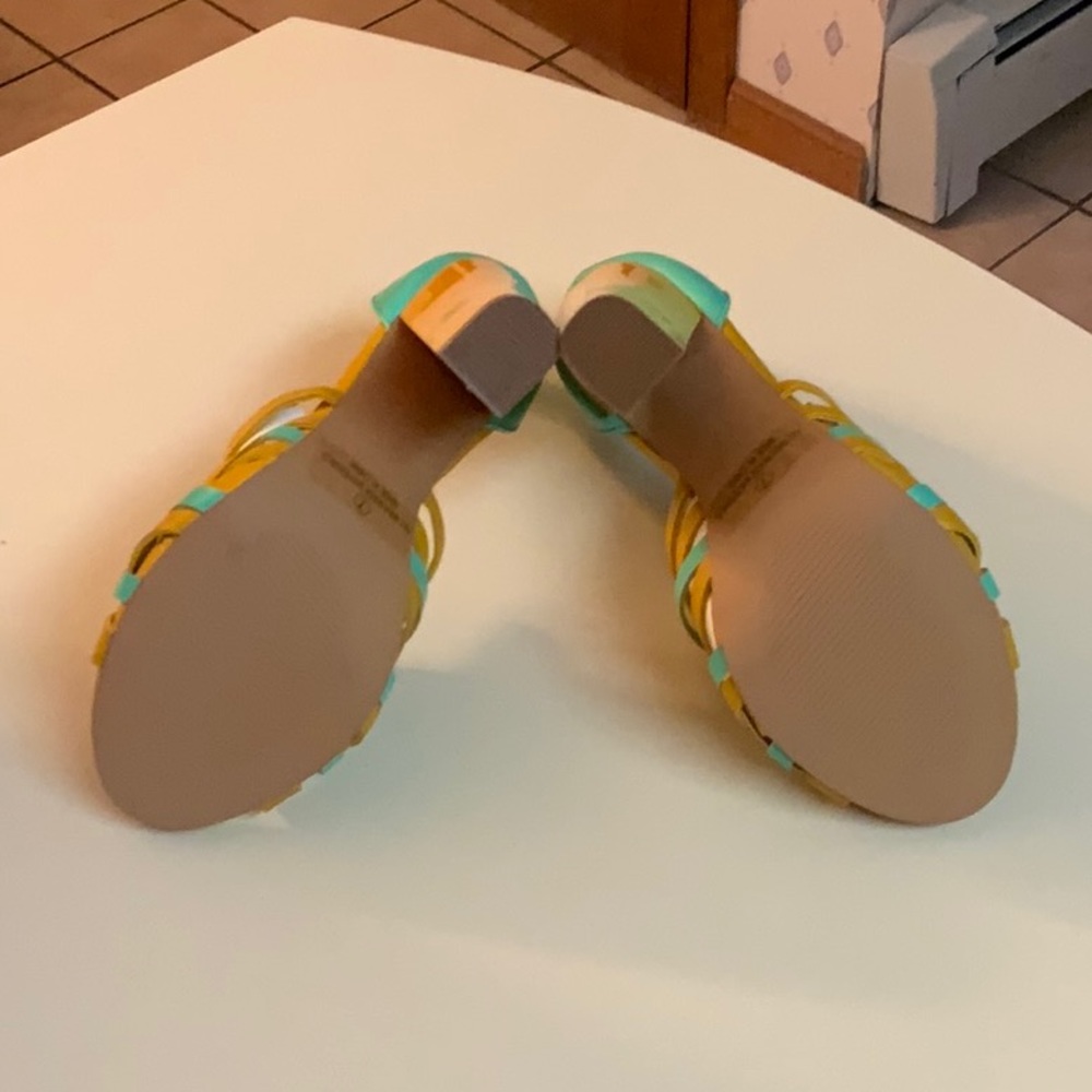 Alba Heels - Picture 5 of 6